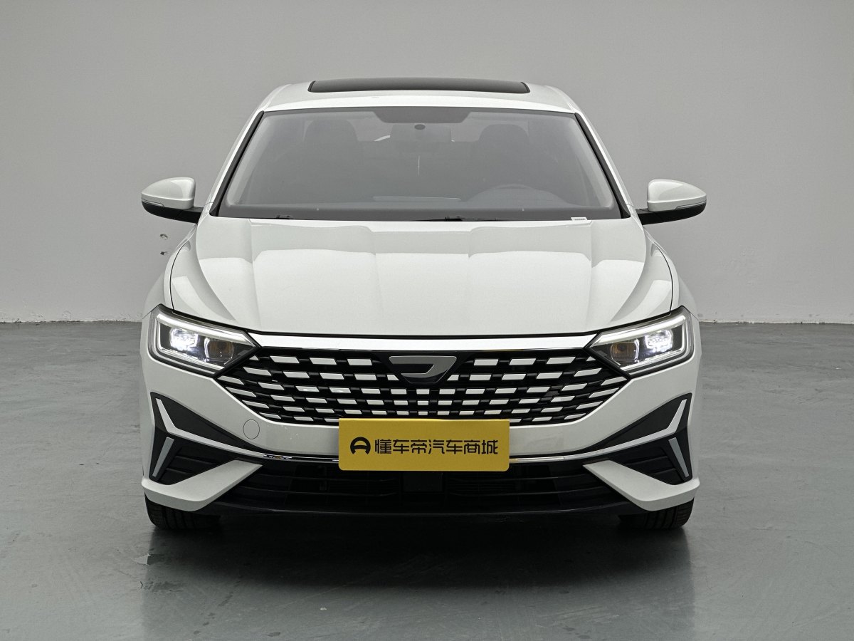 Jetta VA7 2025 car image #3