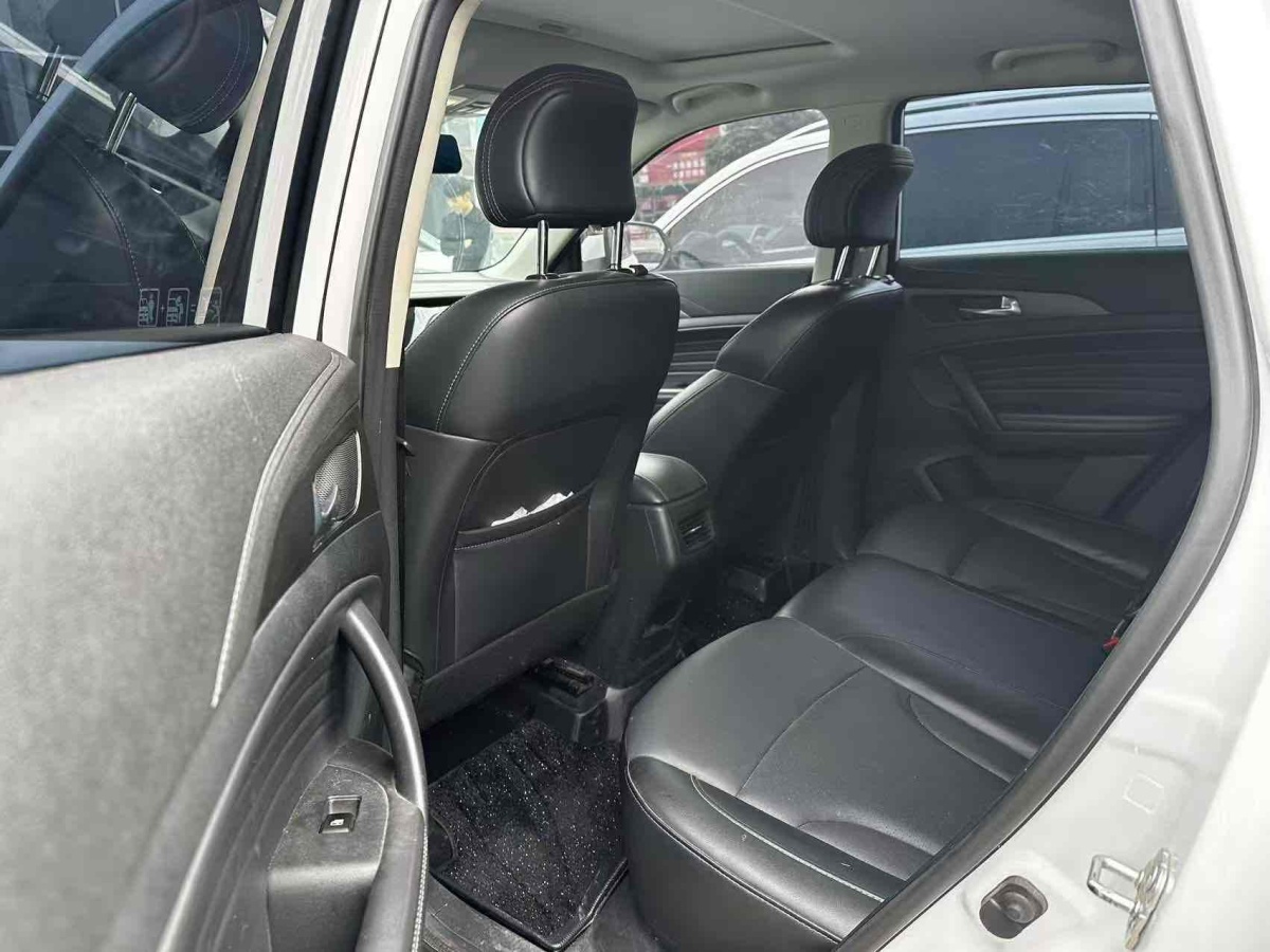 Changan CS35 2019 car image #3