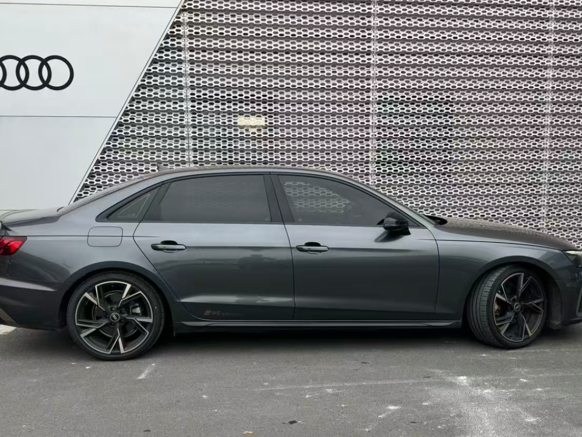 Audi RS 3 2024 car image #3