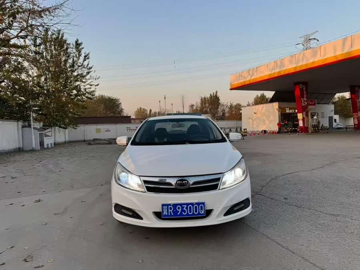 BYD SuRui 2014 immagine di auto #3