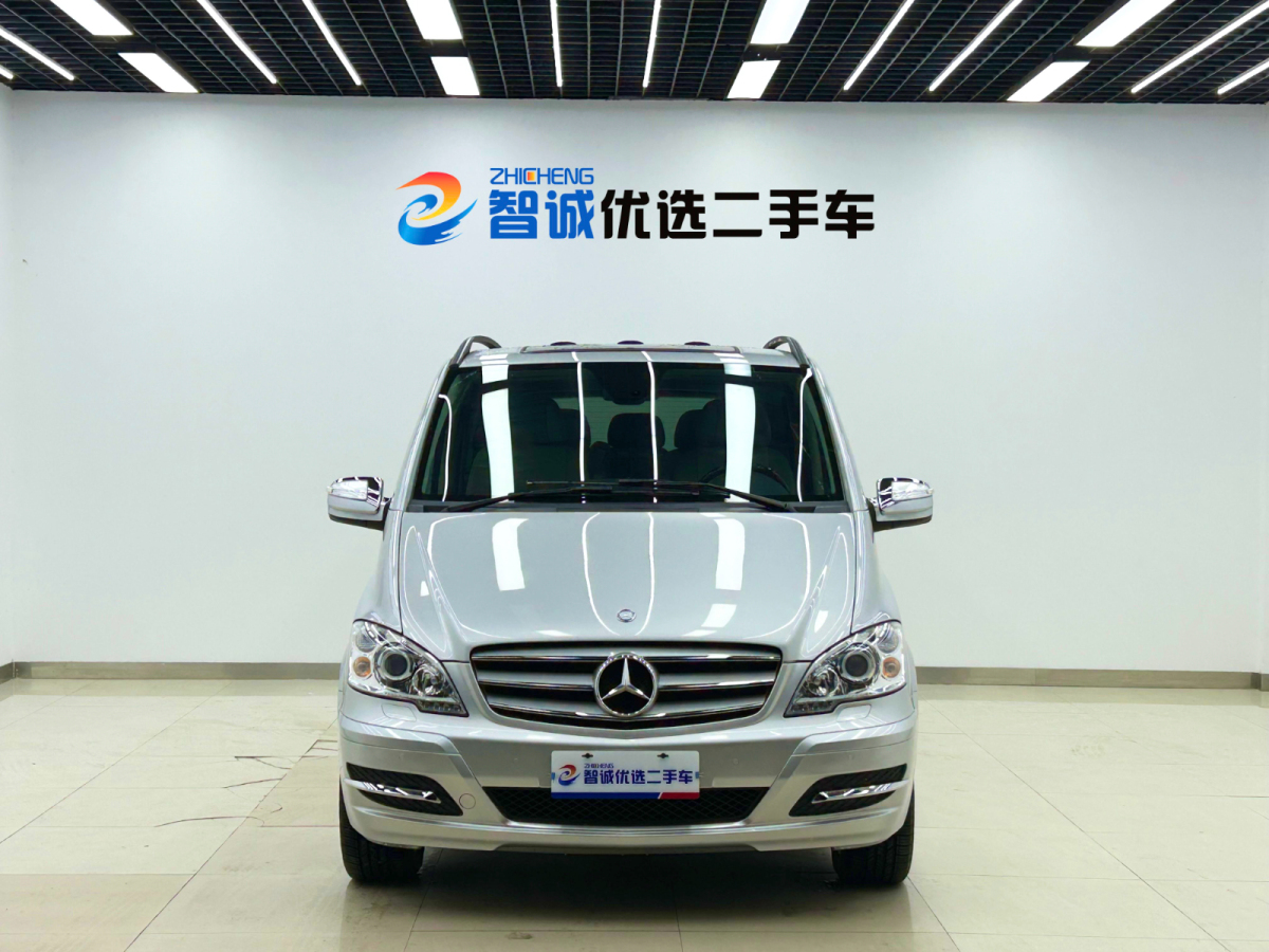 Mercedes-Benz Viano (Imported) 2014 car image #3