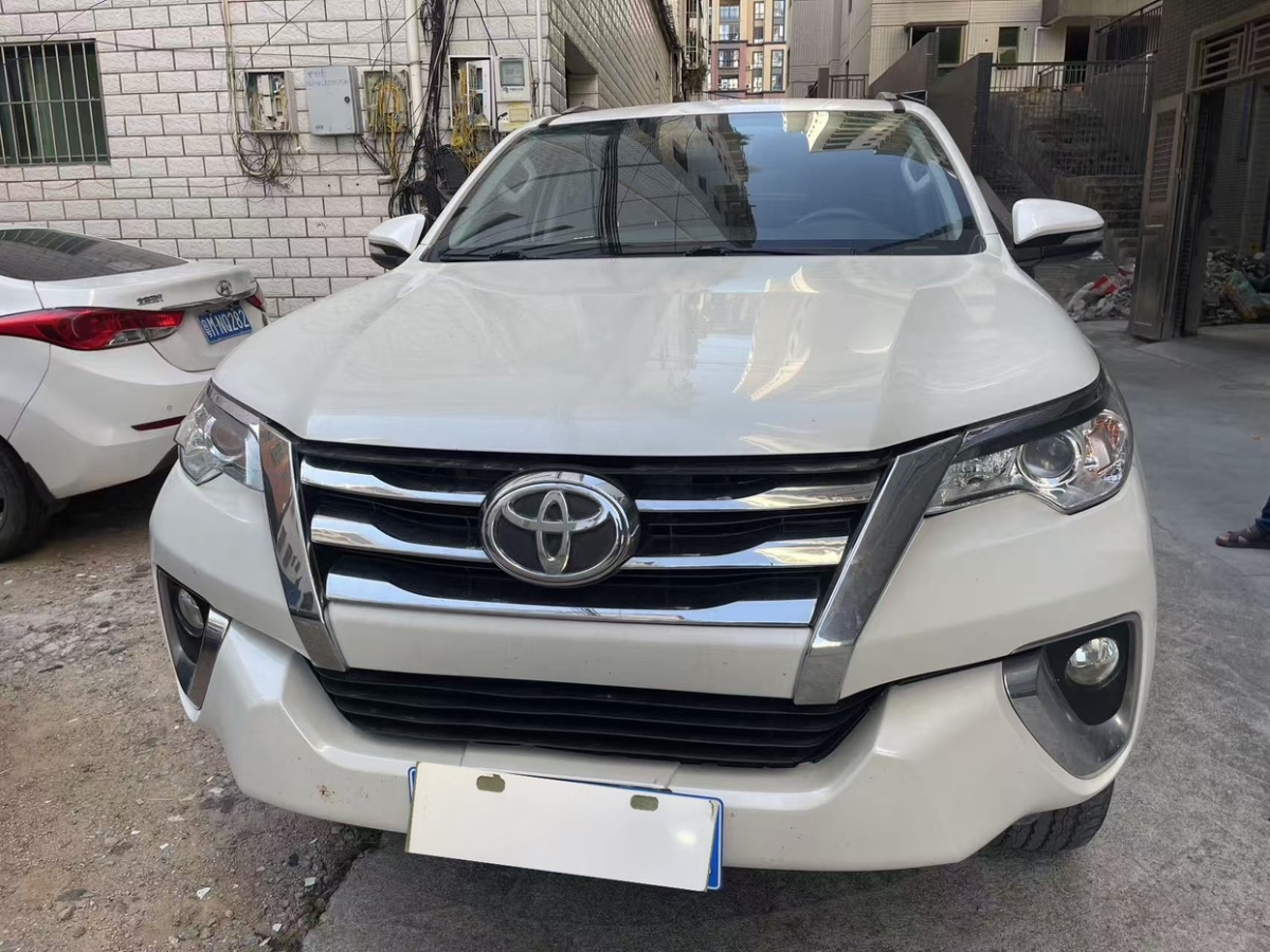 Toyota Fortuner 2017 #3 Toyota Fortuner 2017 immagine di auto #3