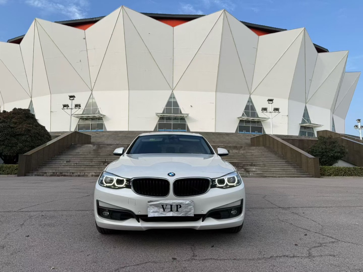 BMW 3 Series GT 2019 immagine di auto #3