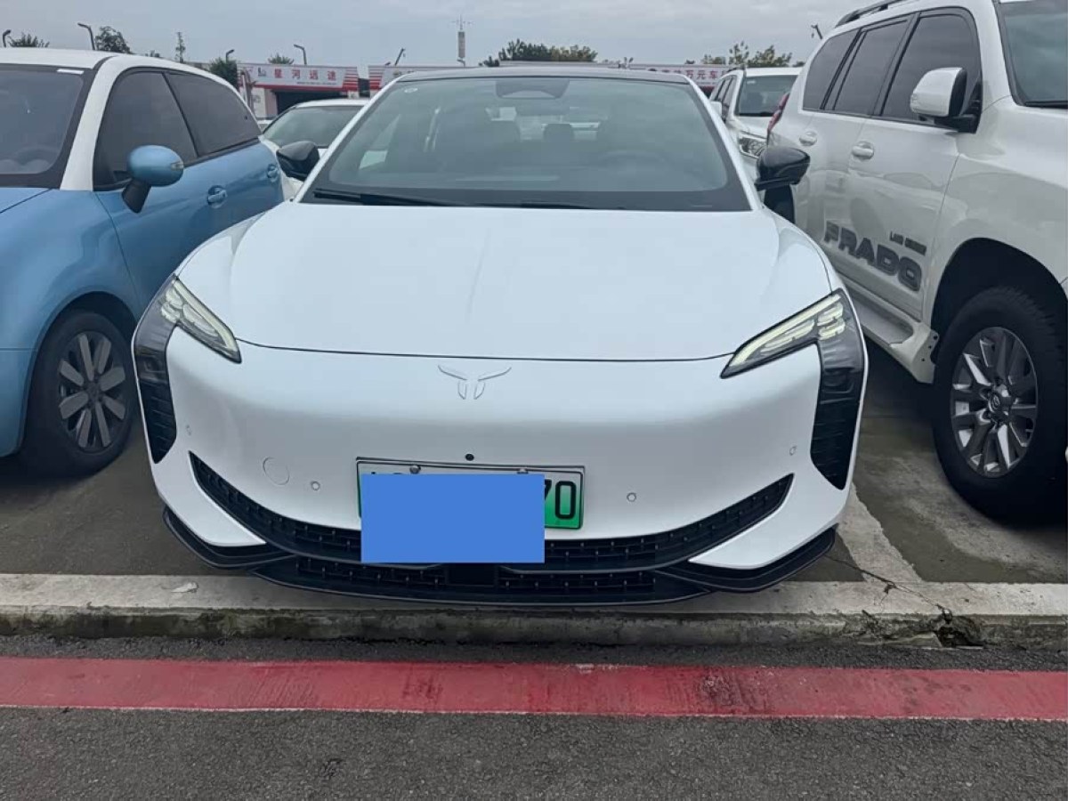 HongQi EH7 2024 car image #3