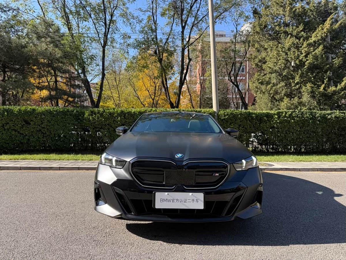 BMW i5 M60 2025 car image #3