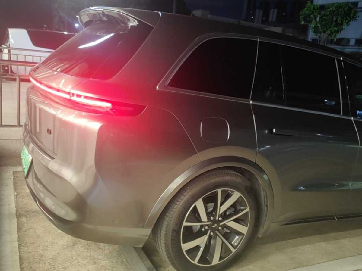 Li L8 2023 imagem de carro #3