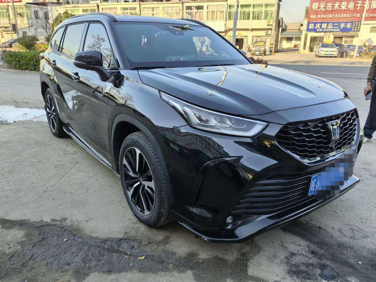 Toyota Crown Kluger 2023 car image #3