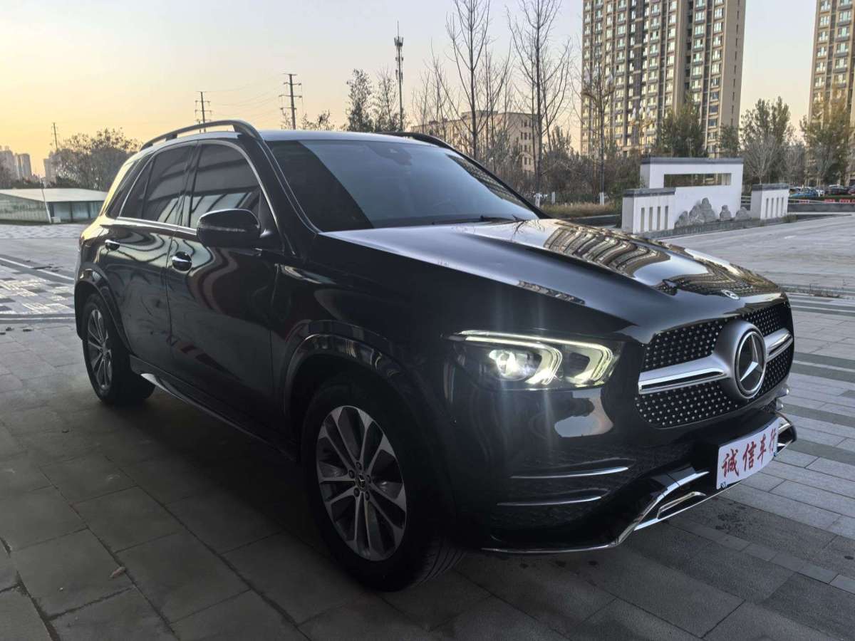 Mercedes-Benz GLE Class 2023 car image #3