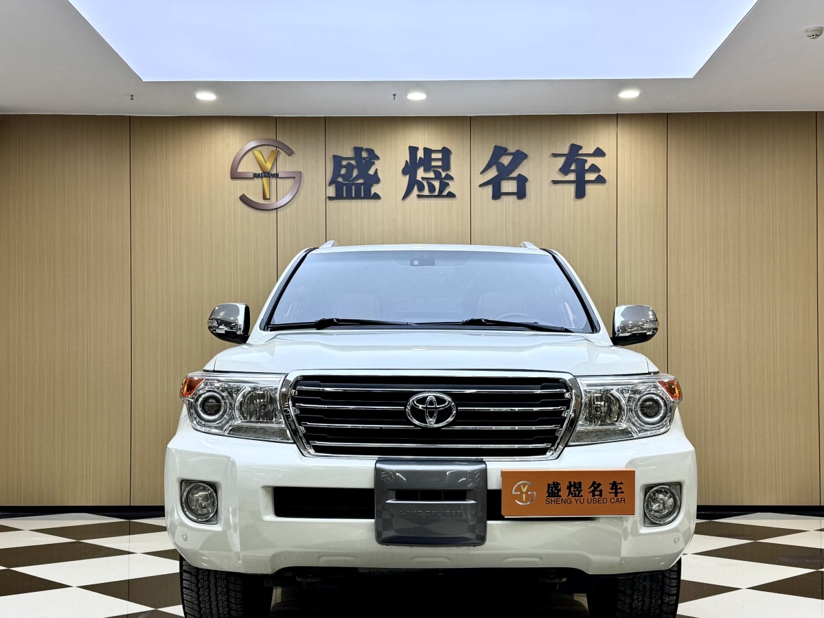 丰田 兰德酷路泽 2014 汽车图片 #3