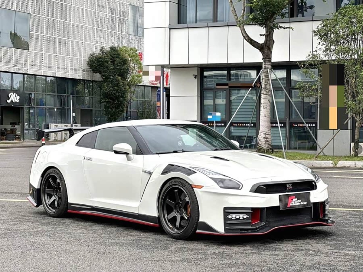 日产 日产GT-R 2011 汽车图片 #3