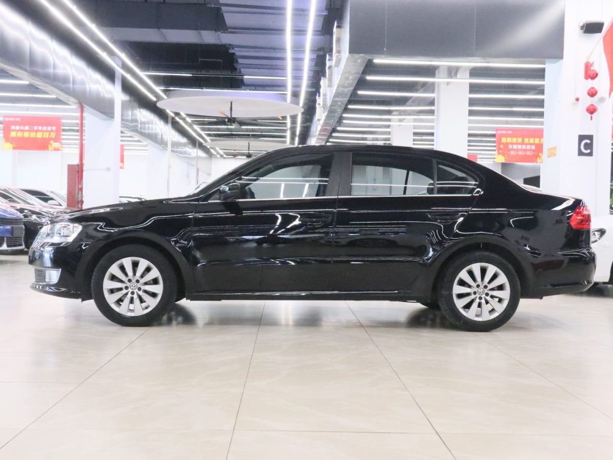 Volkswagen Lavida 2014 car image #3