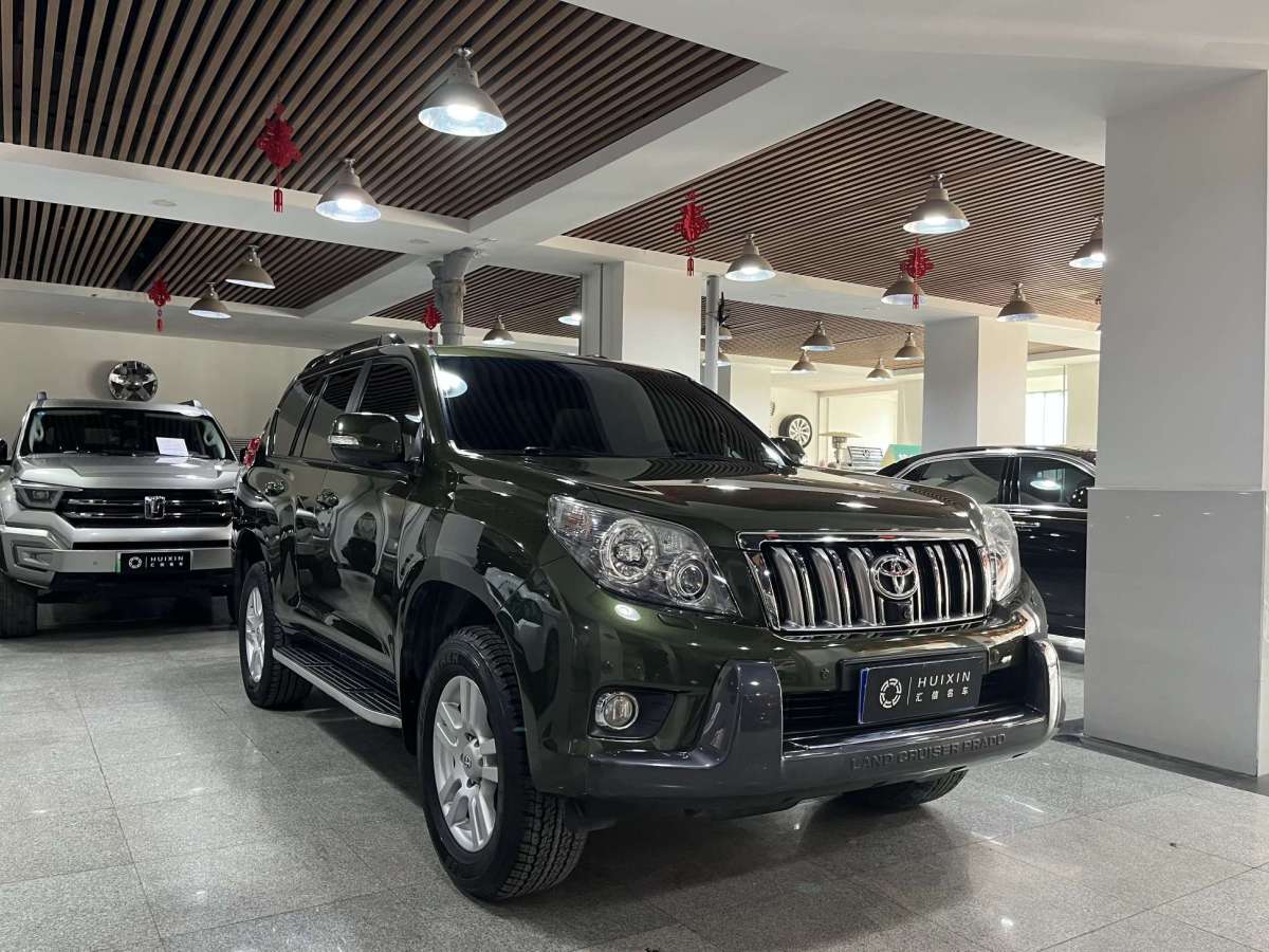Toyota Land Cruiser Prado 2011 car image #3