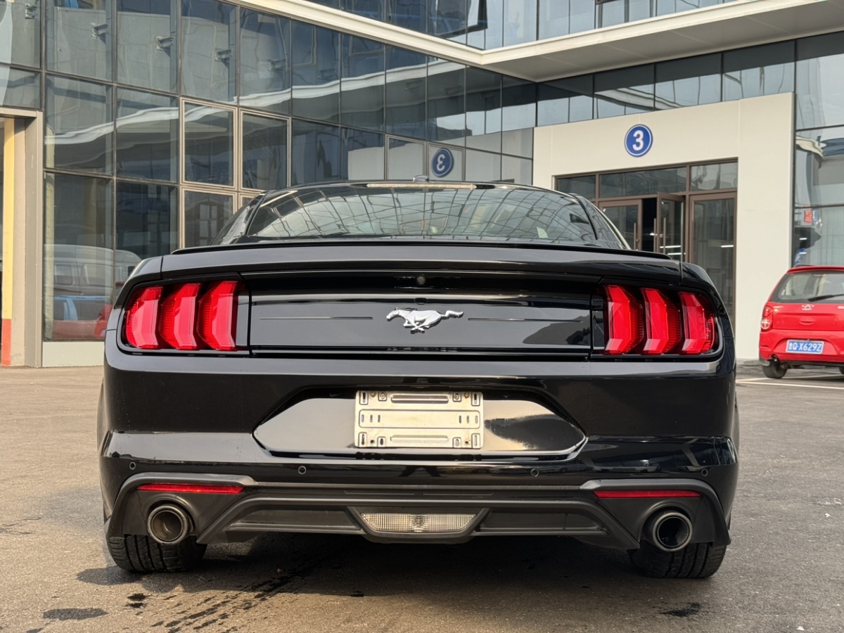 Ford 2018 car image #3