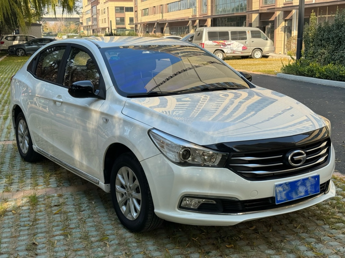 GAC Trumpchi GA3S 2017 imagem de carro #3