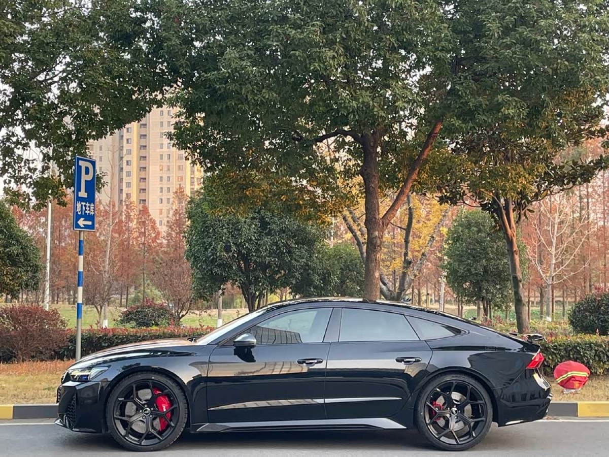 Audi RS 7 2024 car image #3