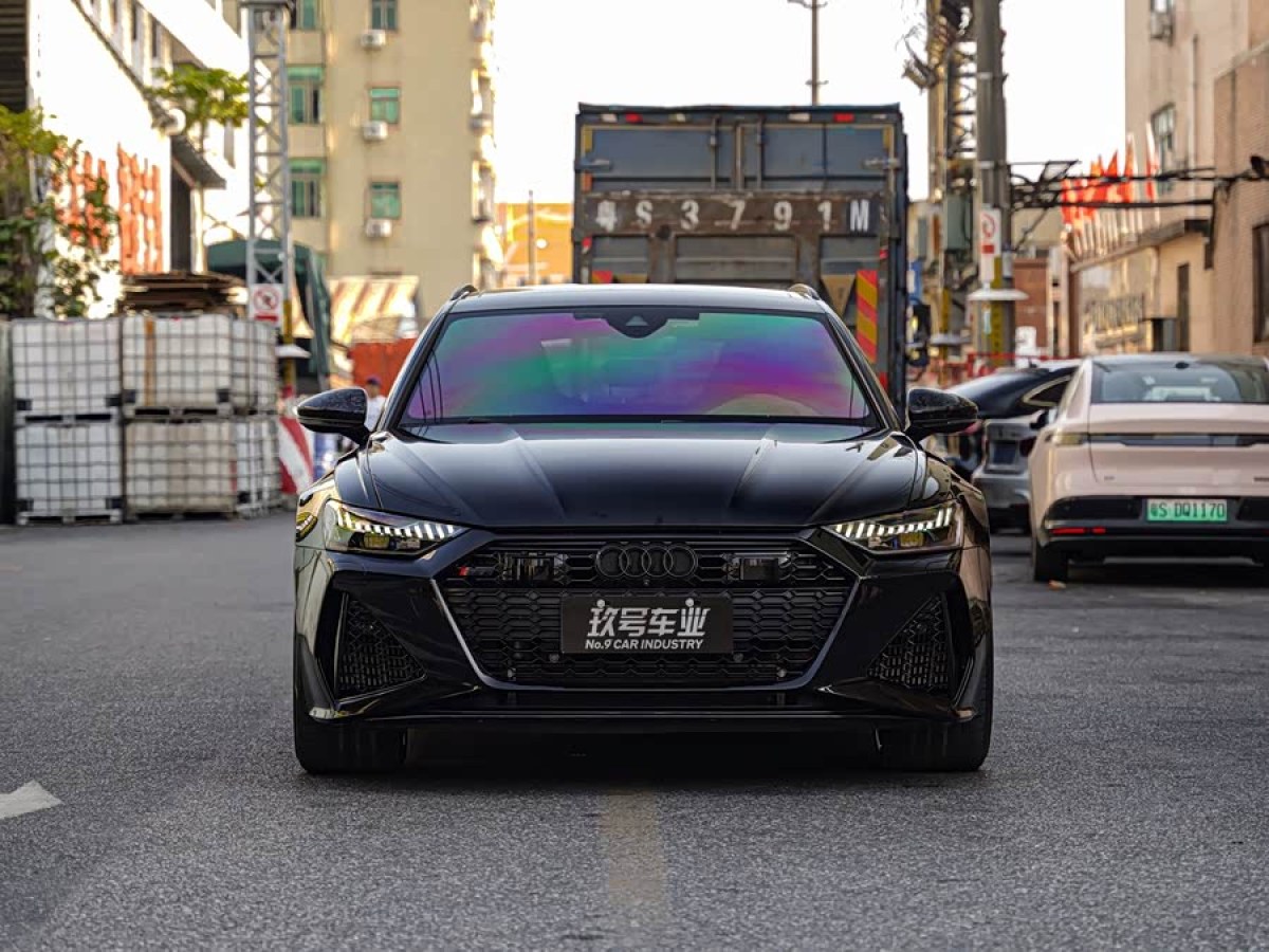 Audi RS 6 2023 car image #3