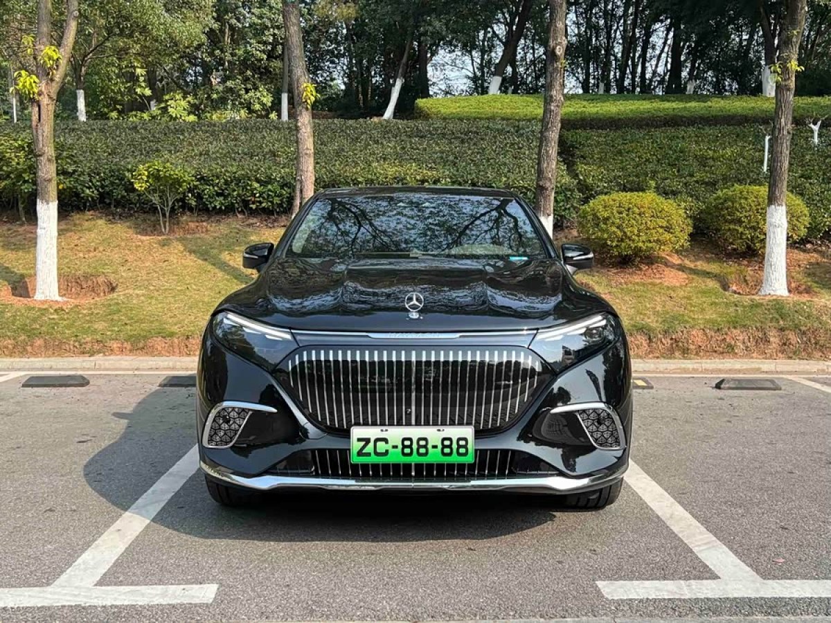 Mercedes-Benz MaybachEQS SUV 2025 car image #3