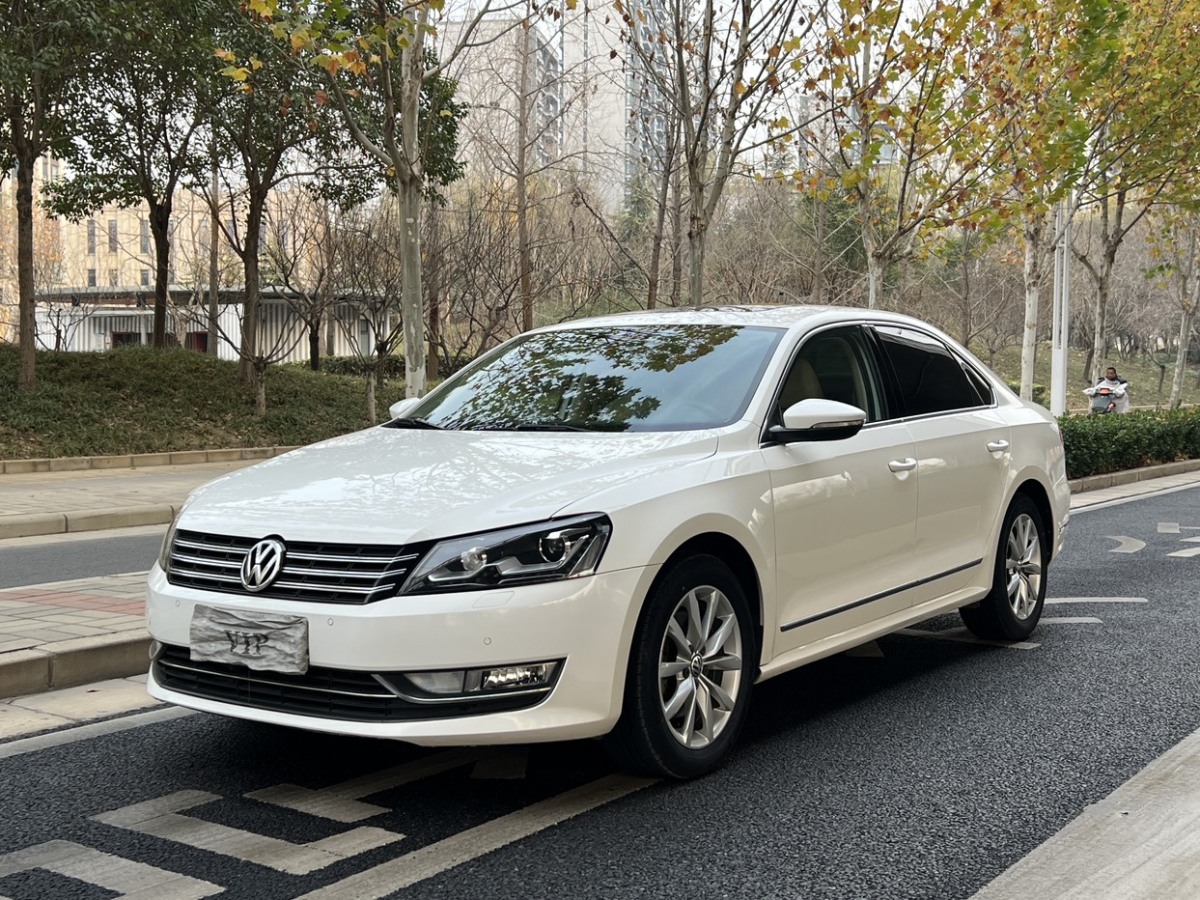 Volkswagen 2015 car image #3