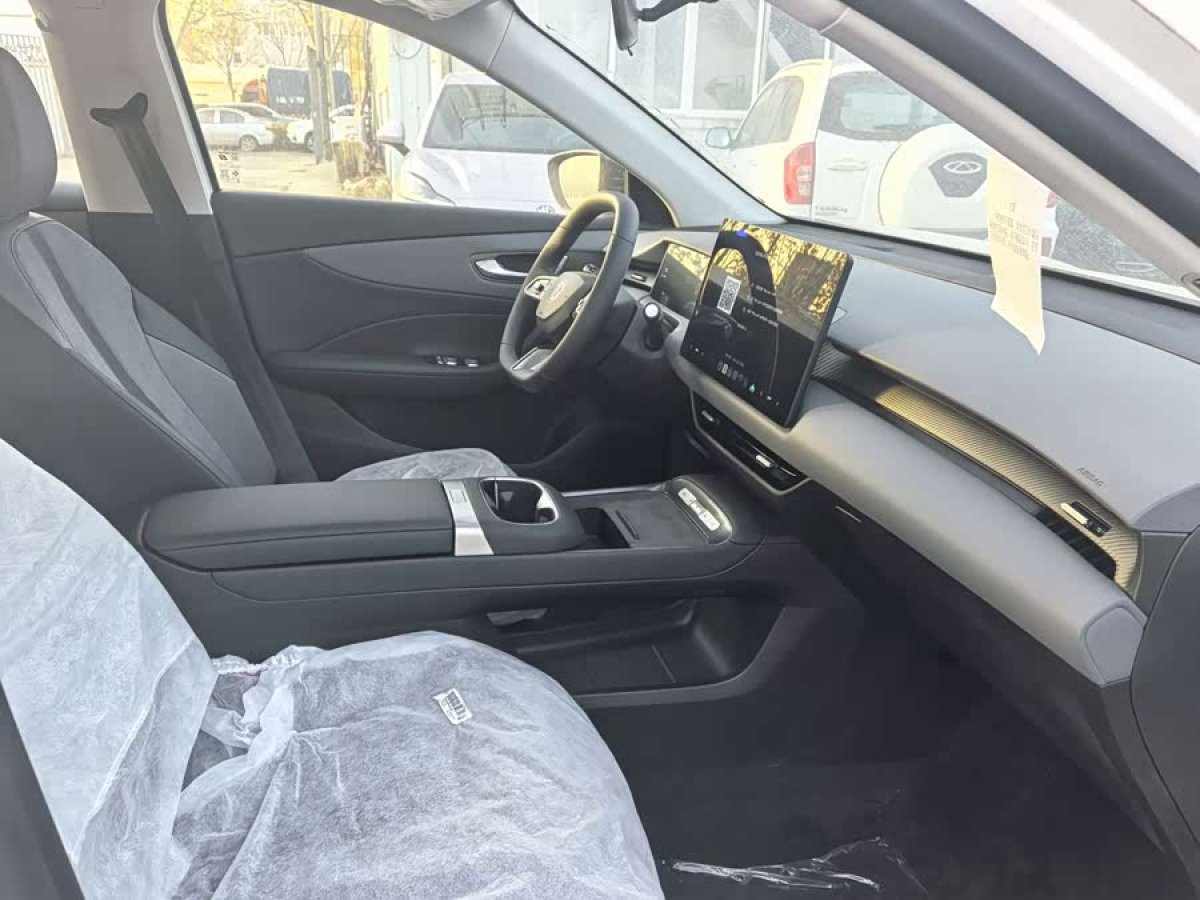 MG ES5 2025 #3 MG ES5 2025 car image #3