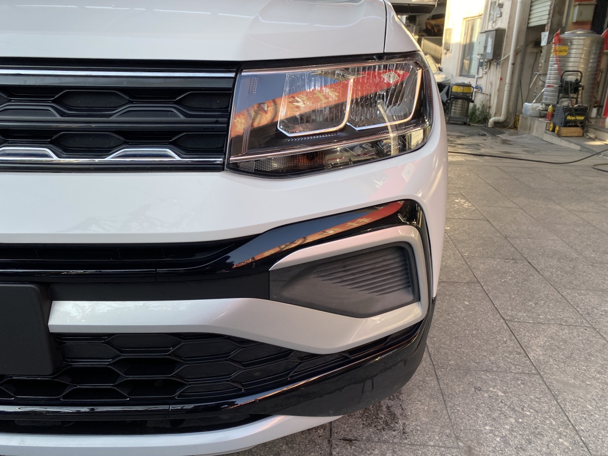 Volkswagen T-Cross 2023 #3 Volkswagen T-Cross 2023 car image #3