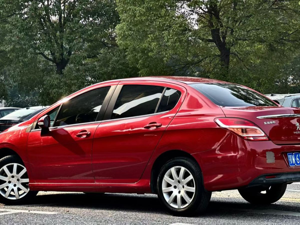 Peugeot 308 2014 car image #3