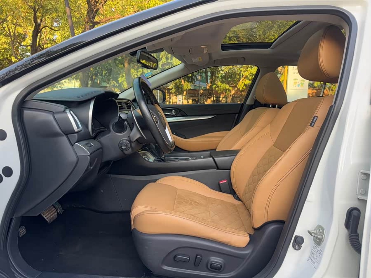 Nissan Maxima 2017 immagine di auto #3