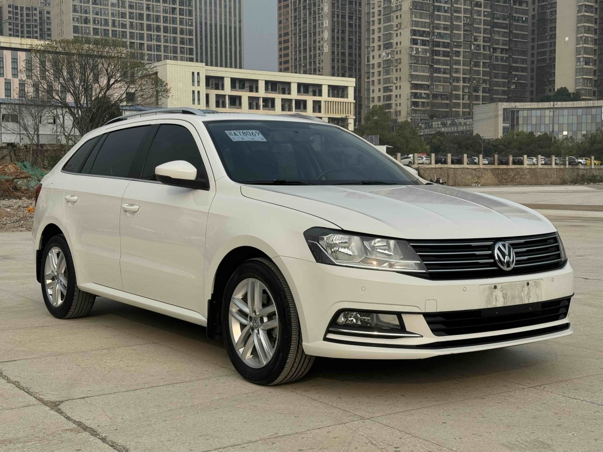 Volkswagen Gran Lavida 2016 immagine di auto #3