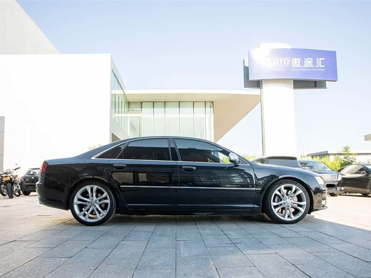 Audi S8 2009 #3 Audi S8 2009 car image #3