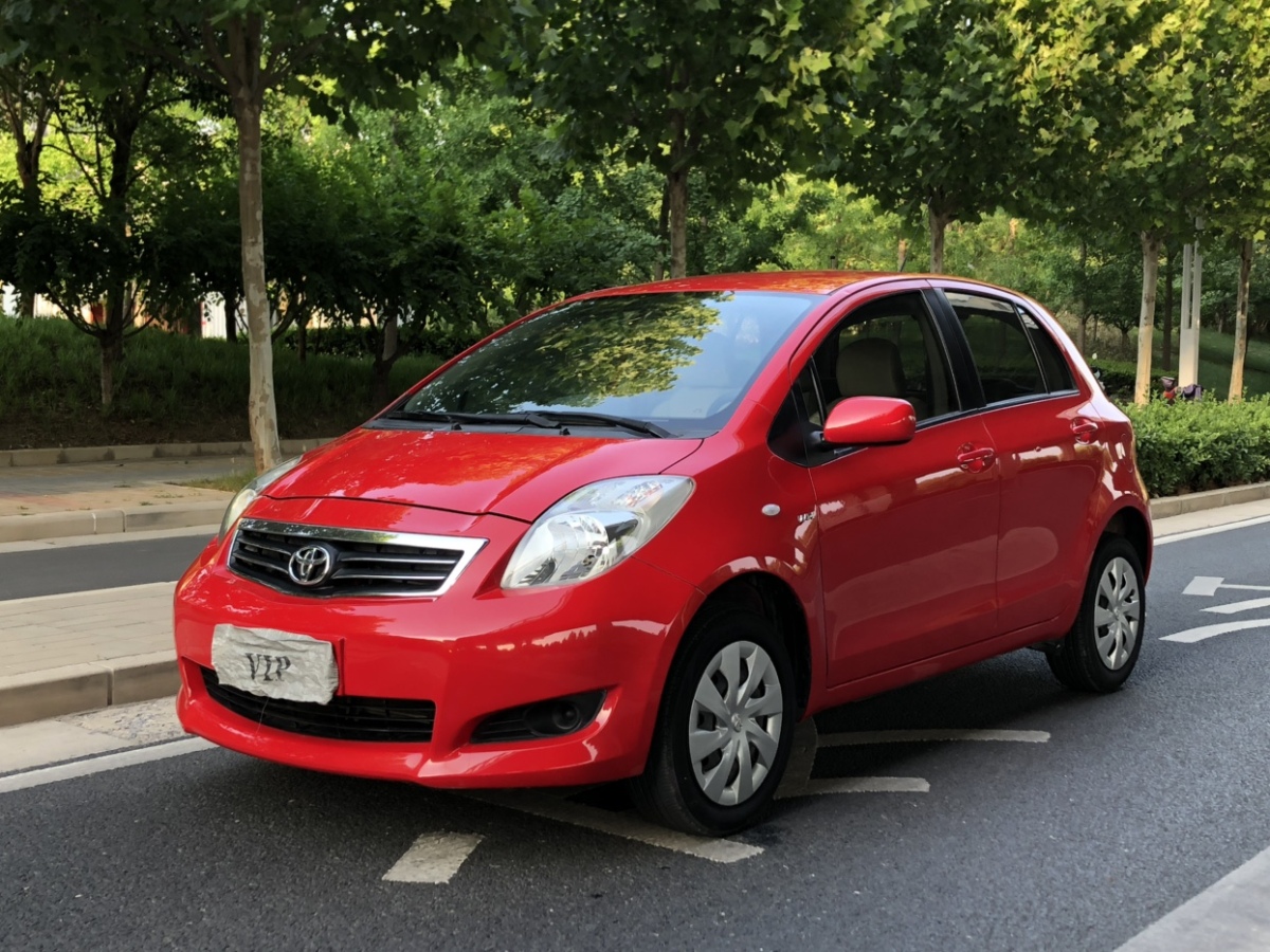 Toyota Yaris 2013 imagem de carro #3