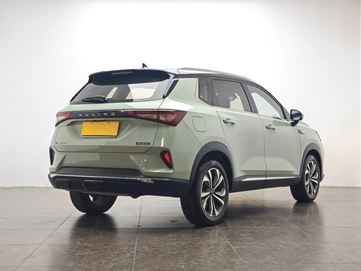 Wuling Asta 2022 #3 Wuling Asta 2022 صورة سيارة #3