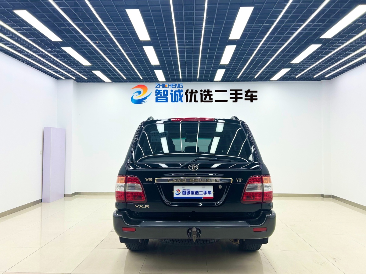 Toyota Land Cruiser 2005 car image #3