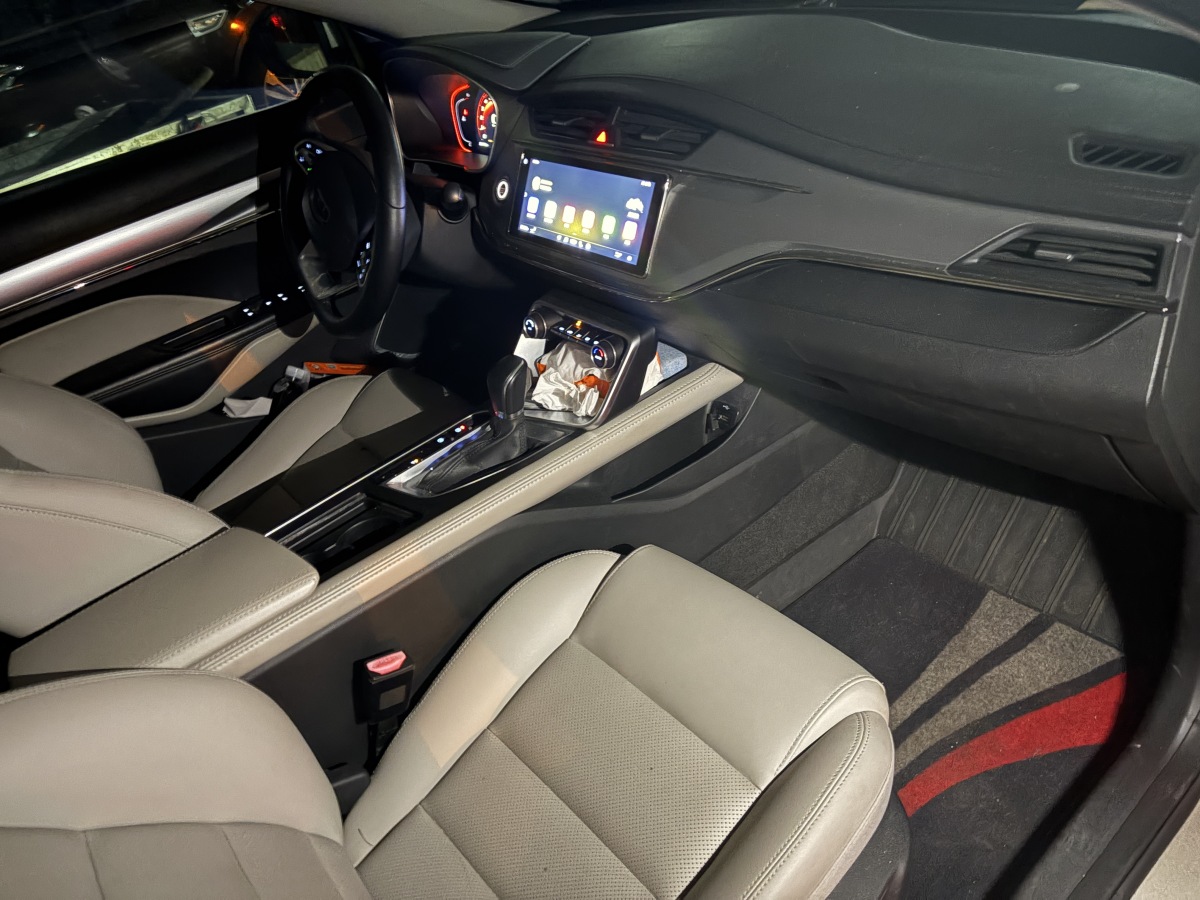GEELY Emgrand 2018 car image #3