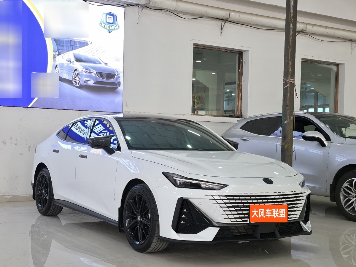 Changan UNI-V 2023 immagine di auto #3
