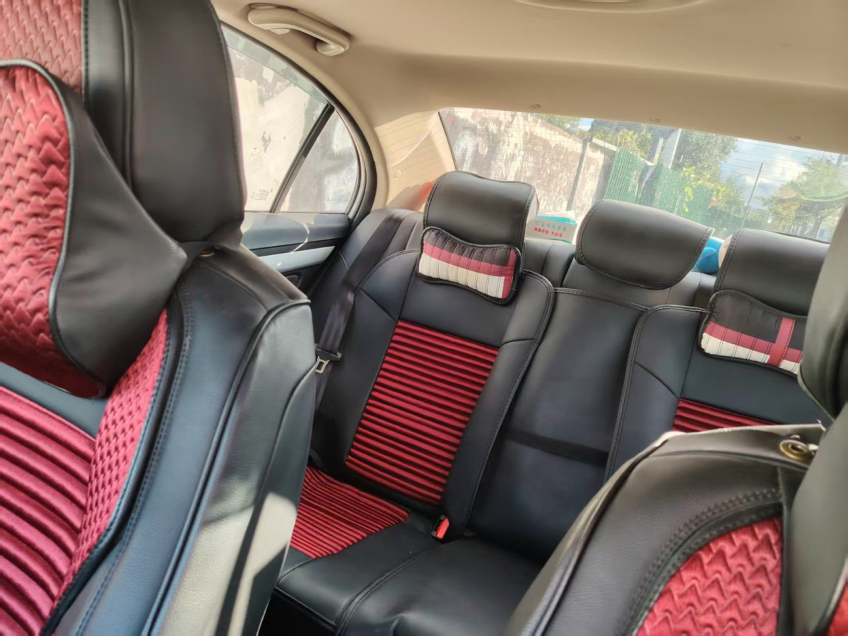 GEELY 2019 #3 GEELY 2019 car image #3