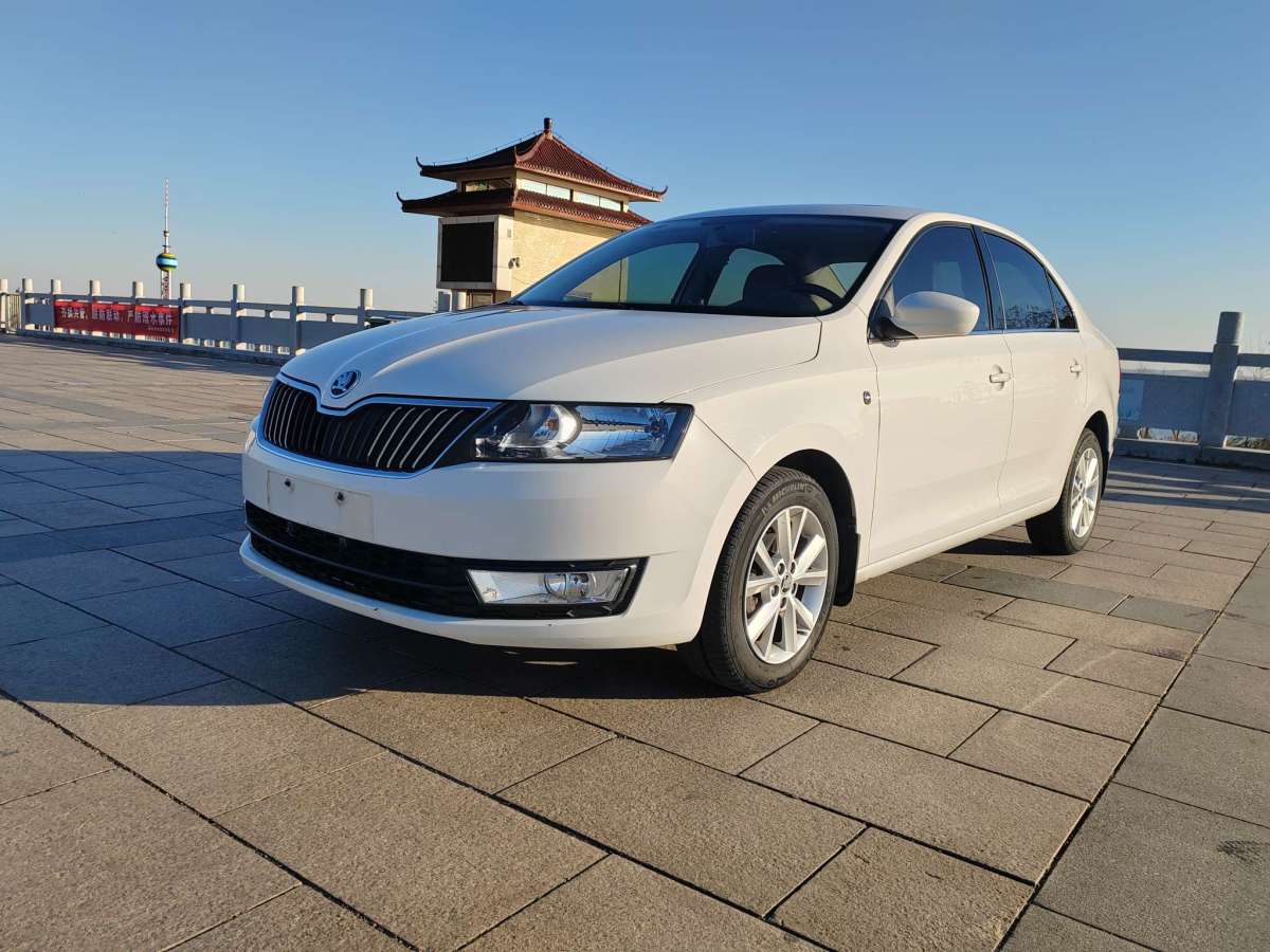 Skoda Rapid 2016 immagine di auto #3