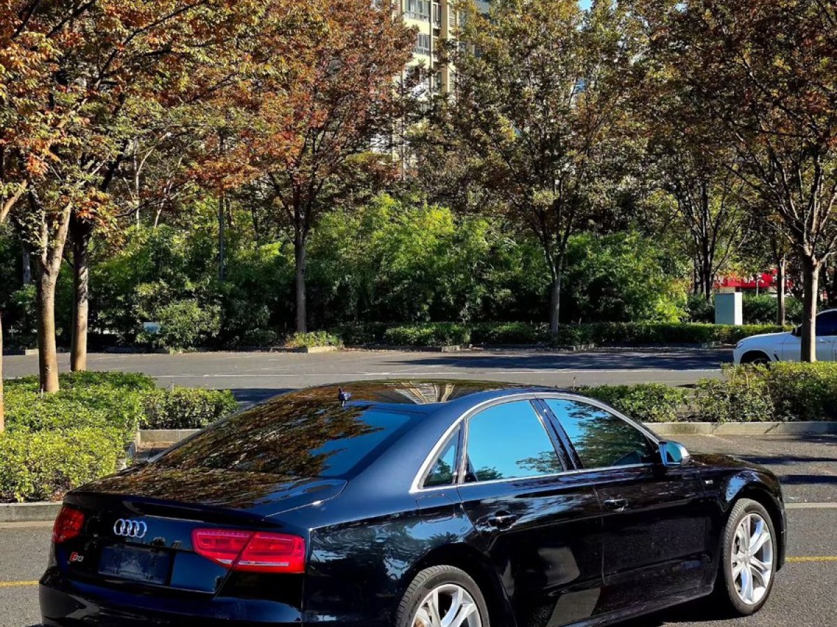 Audi S8 2013 #3 Audi S8 2013 car image #3