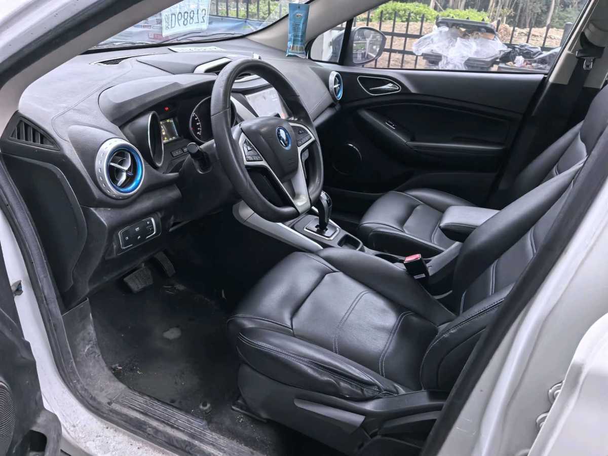 BYD Yuan New Energy 2018 immagine di auto #3