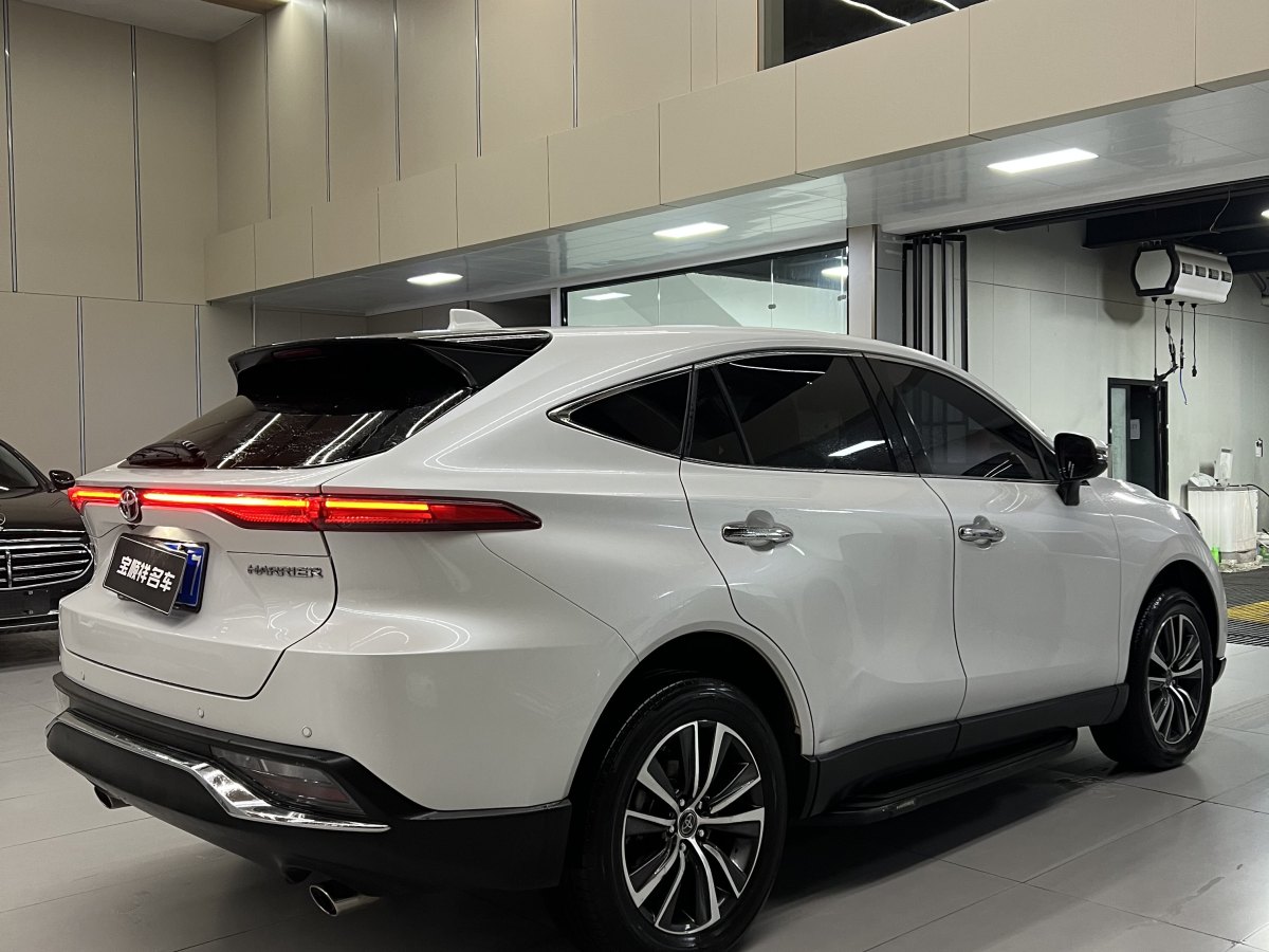 Toyota Harrier 2022 car image #3