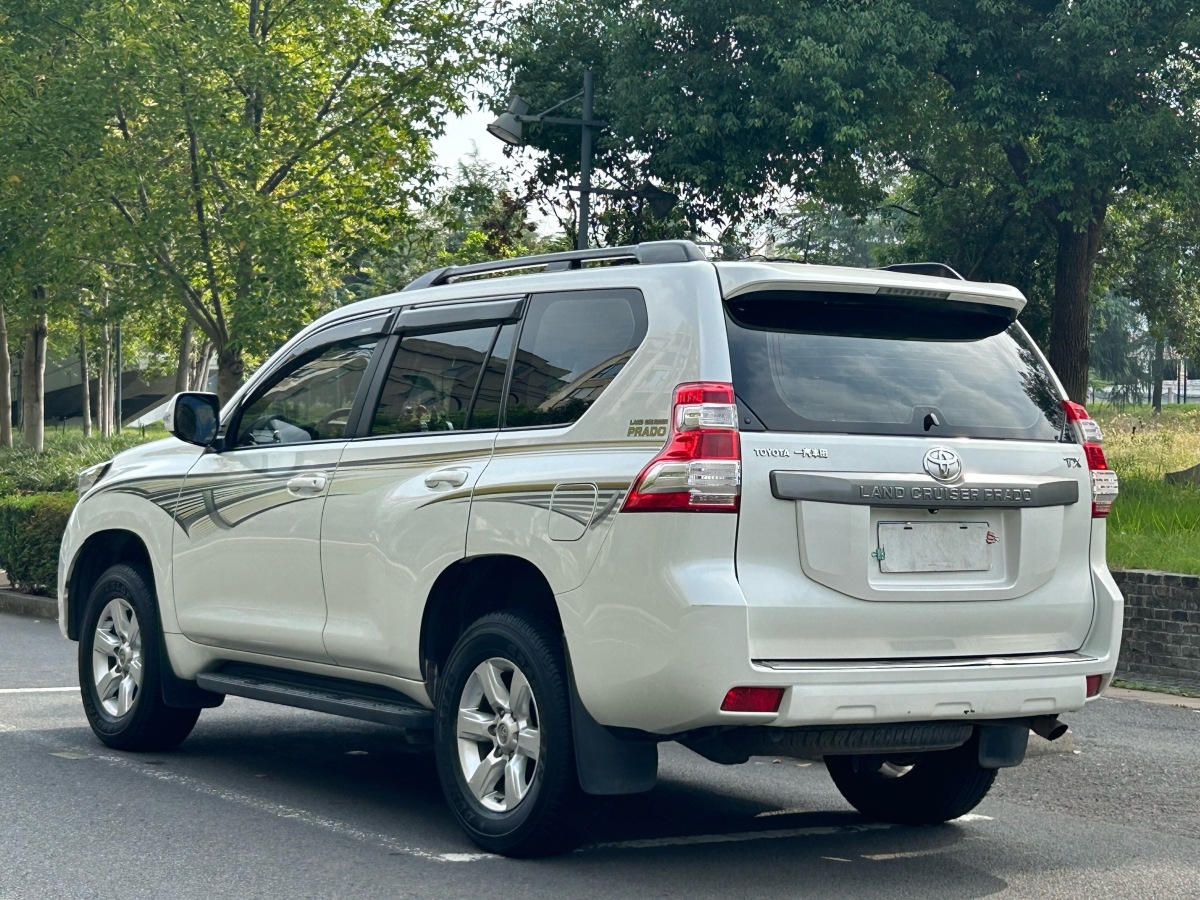Toyota Land Cruiser Prado 2017 car image #3