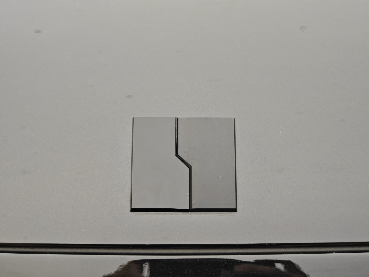 Lynk & Co 900 2025 car image #3