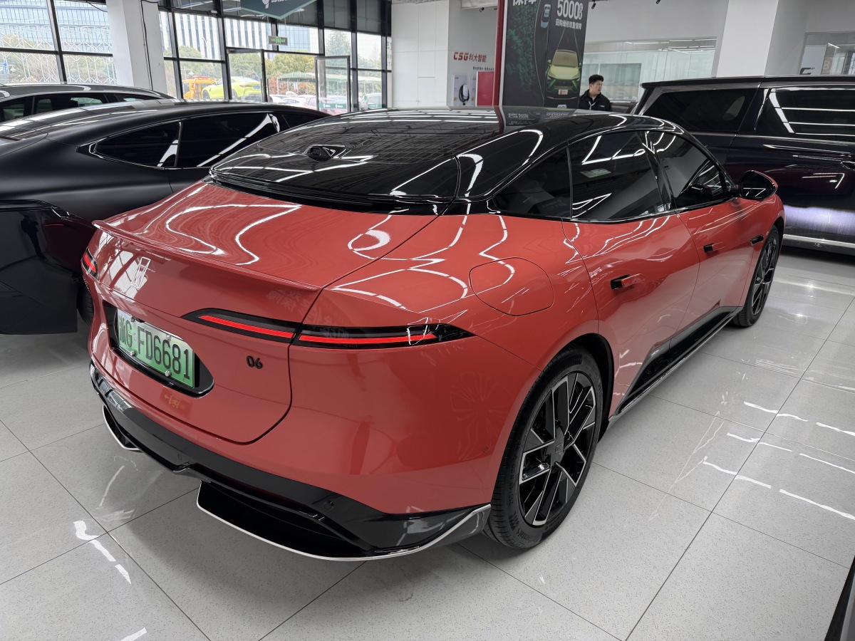 Avatr 06 2025 #3 Avatr 06 2025 car image #3