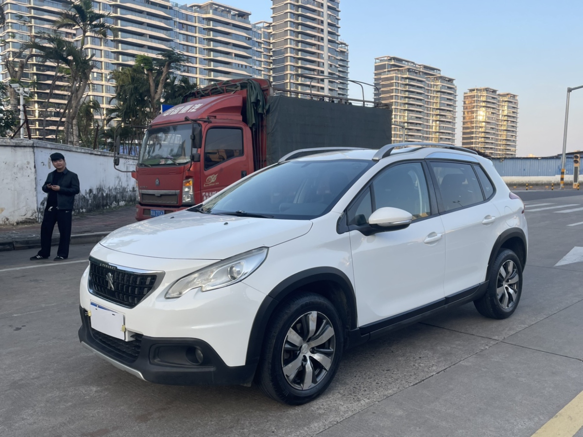 Peugeot 2008 2019 immagine di auto #3