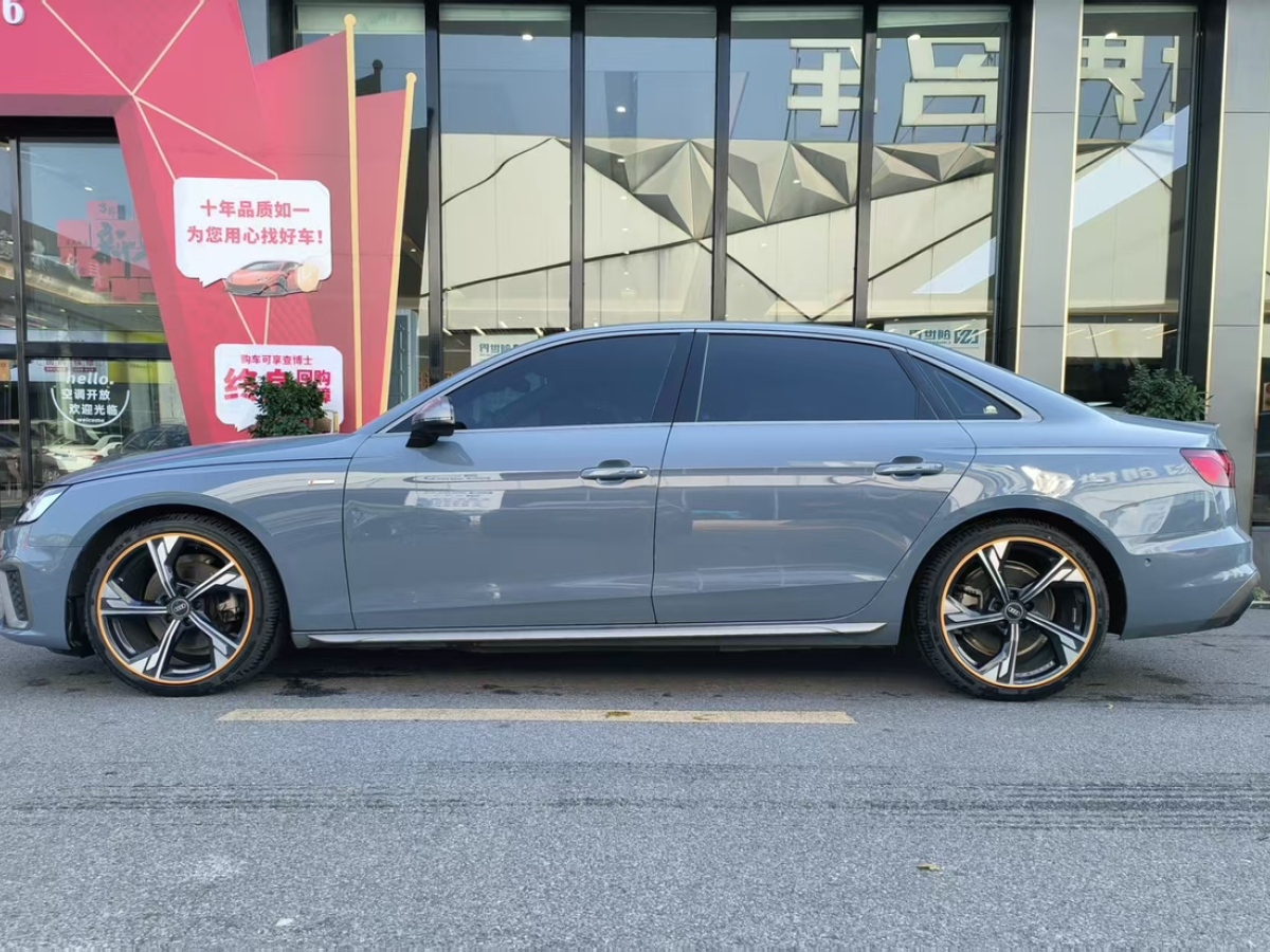 Audi A4L 2023 immagine di auto #3