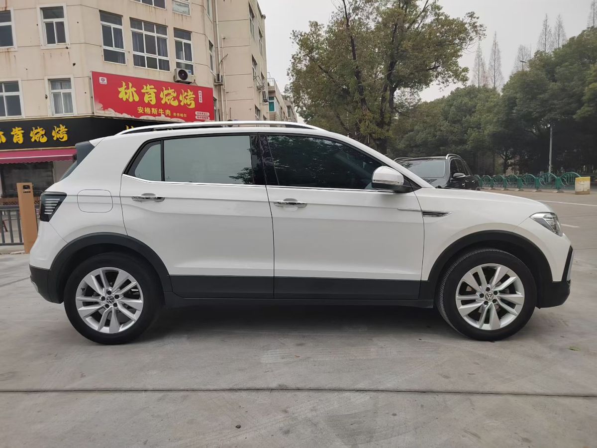 Volkswagen T-Cross 2022 #3 Volkswagen T-Cross 2022 car image #3