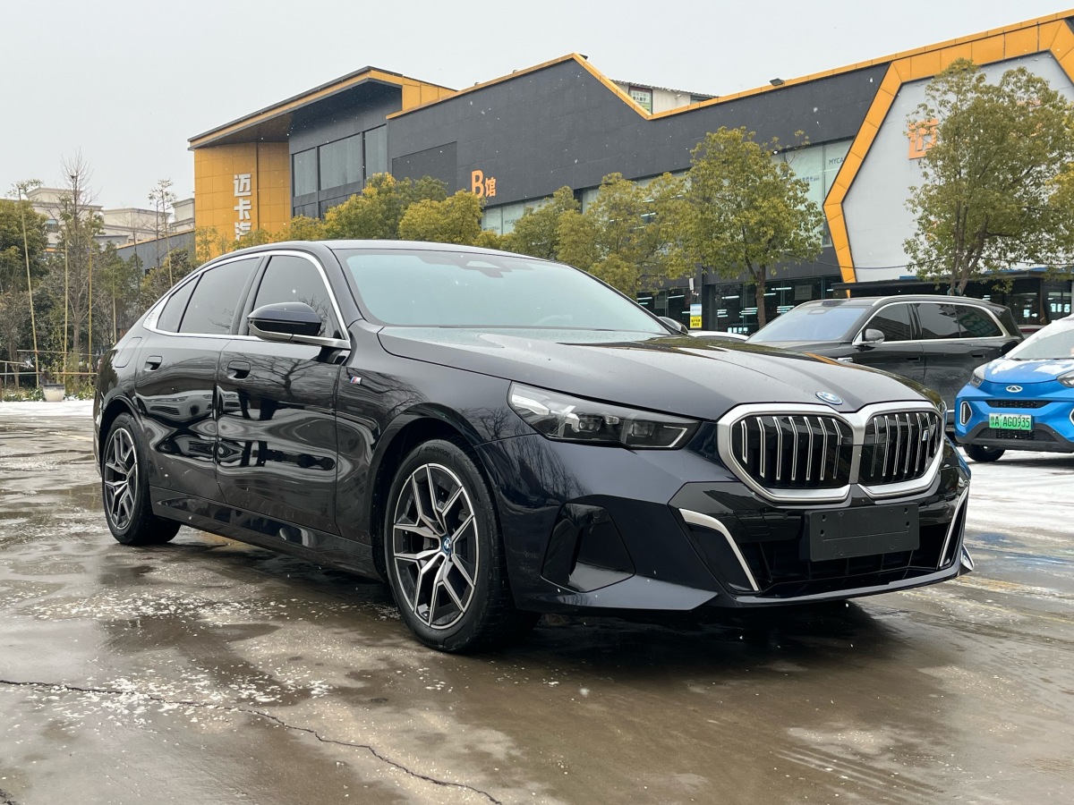 BMW i5 2024 #3 BMW i5 2024 car image #3
