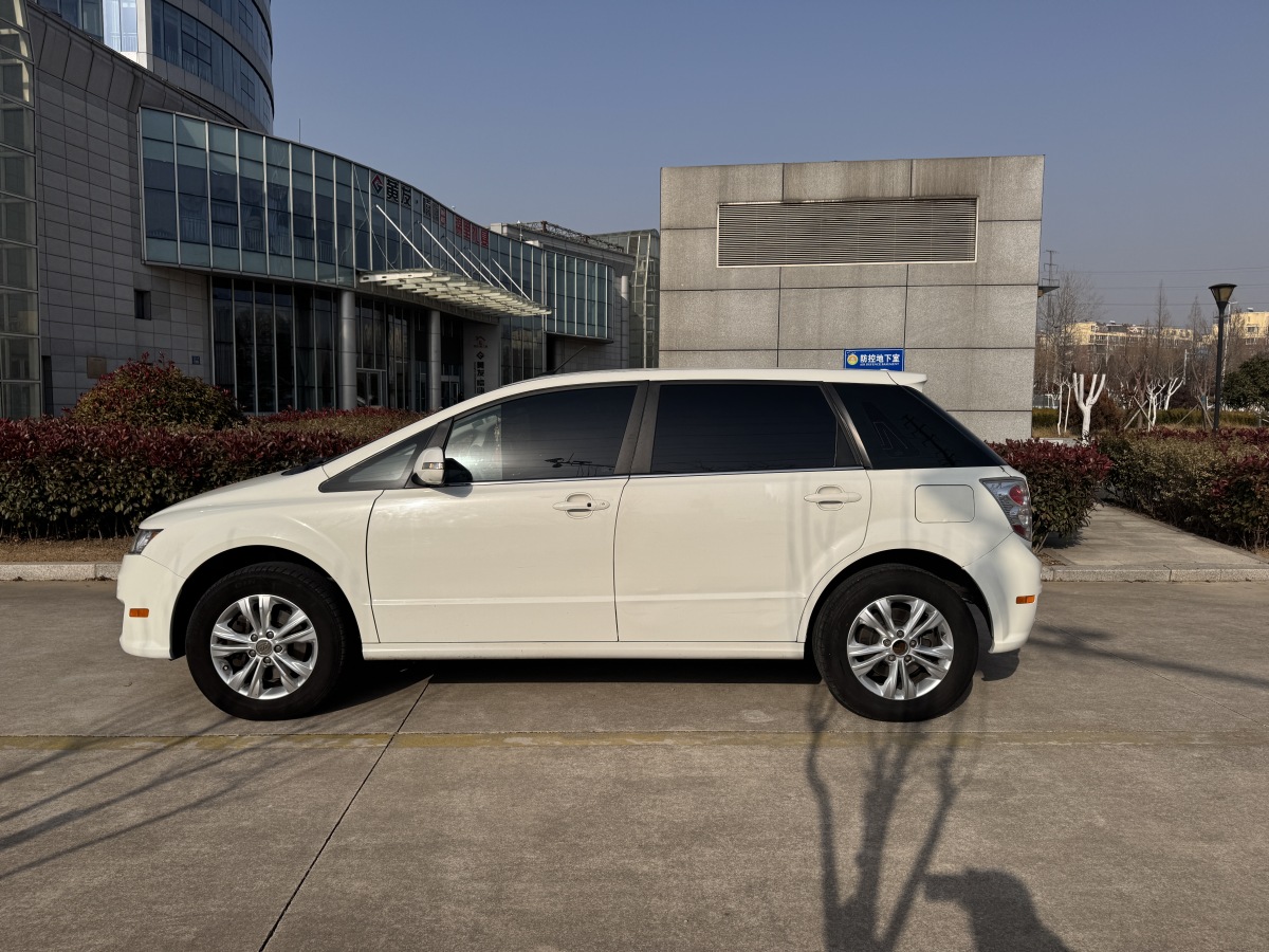 BYD e6 2016 #3 BYD e6 2016 car image #3