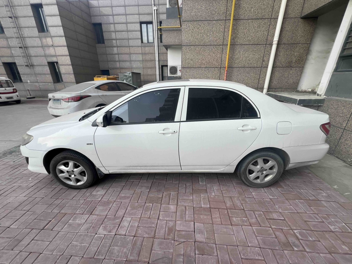 Toyota Corolla (Classic) 2015 imagem de carro #3