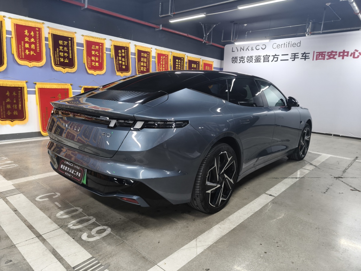 Lynk & Co Z10 2025 car image #3