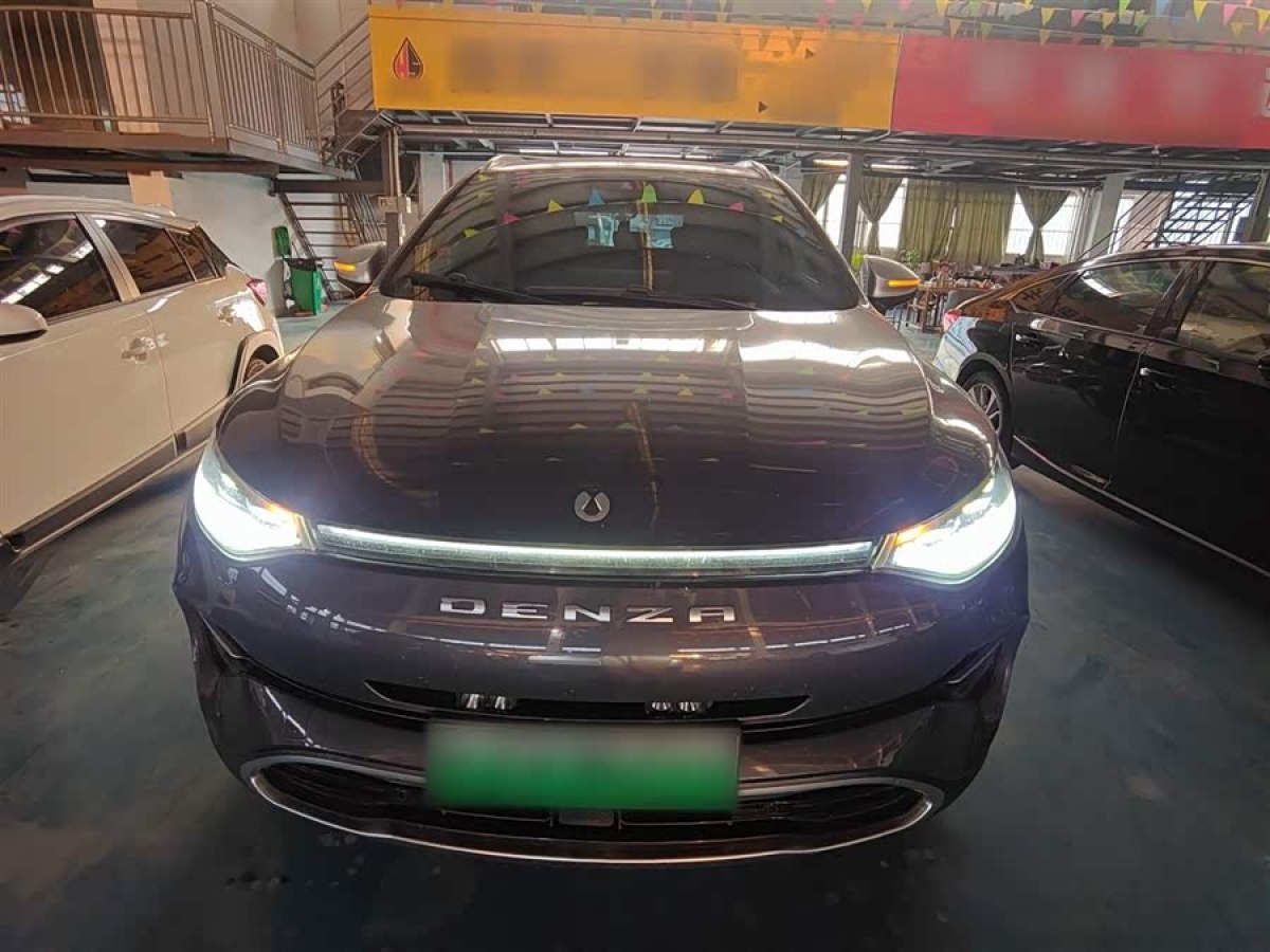 Denza X 2020 car image #3