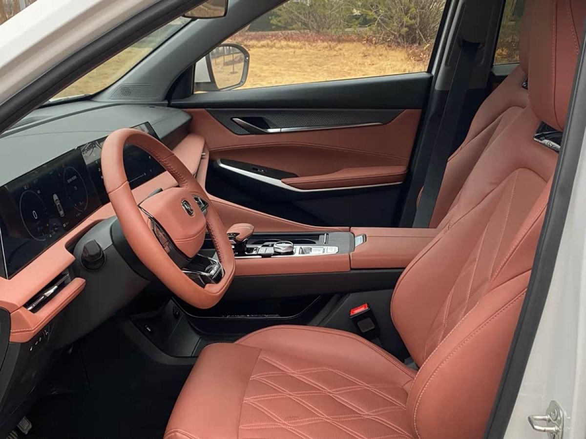 Changan CS75 Plus iDD 2024 car image #3